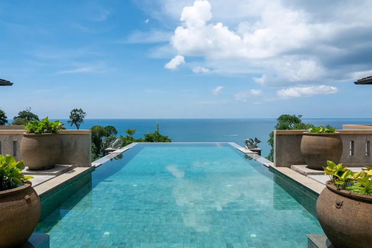 Property image - full photo 3