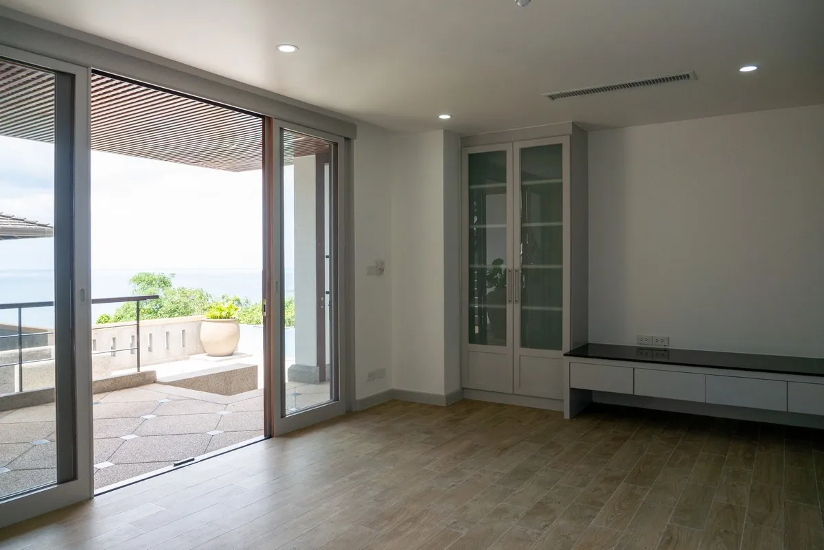 Property image - full photo 100