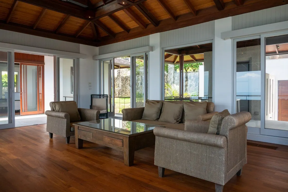 Property image - full photo 9