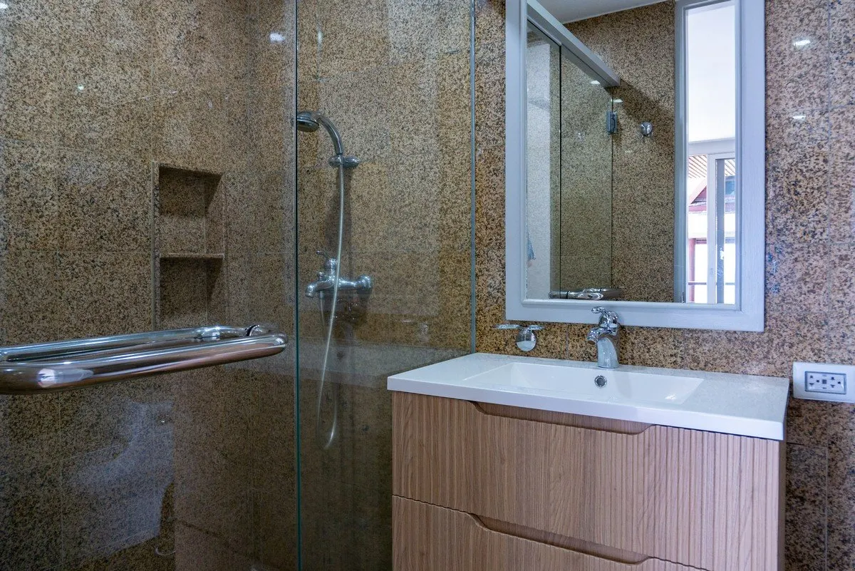 Property image - full photo 98