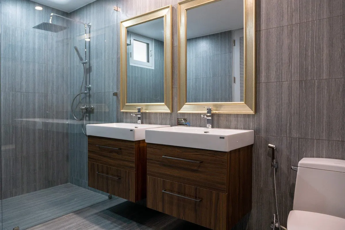 Property image - full photo 83