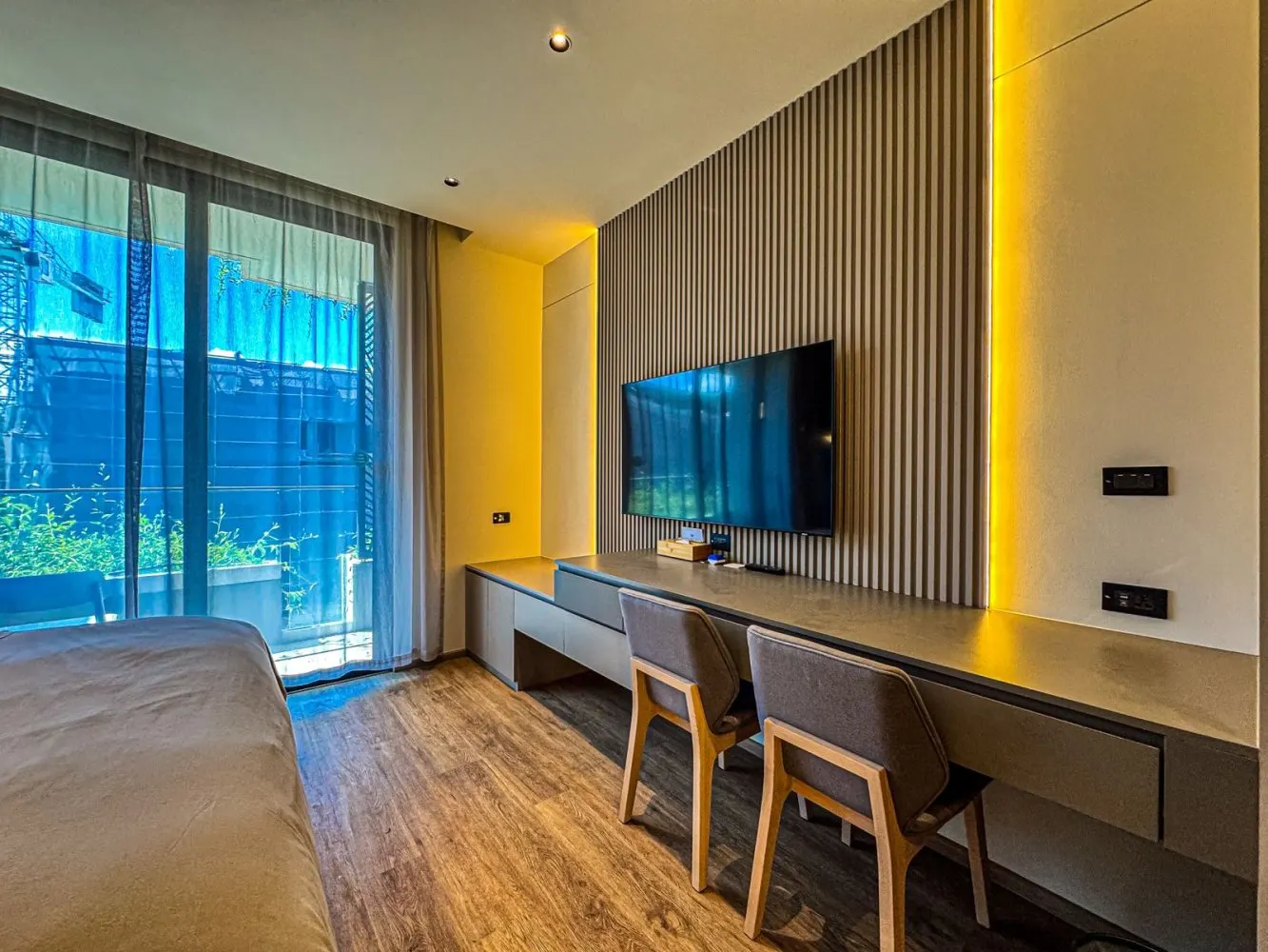 Property image - full photo 8