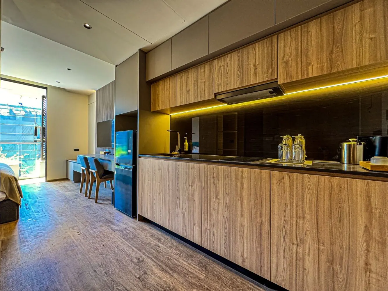 Property image - full photo 5