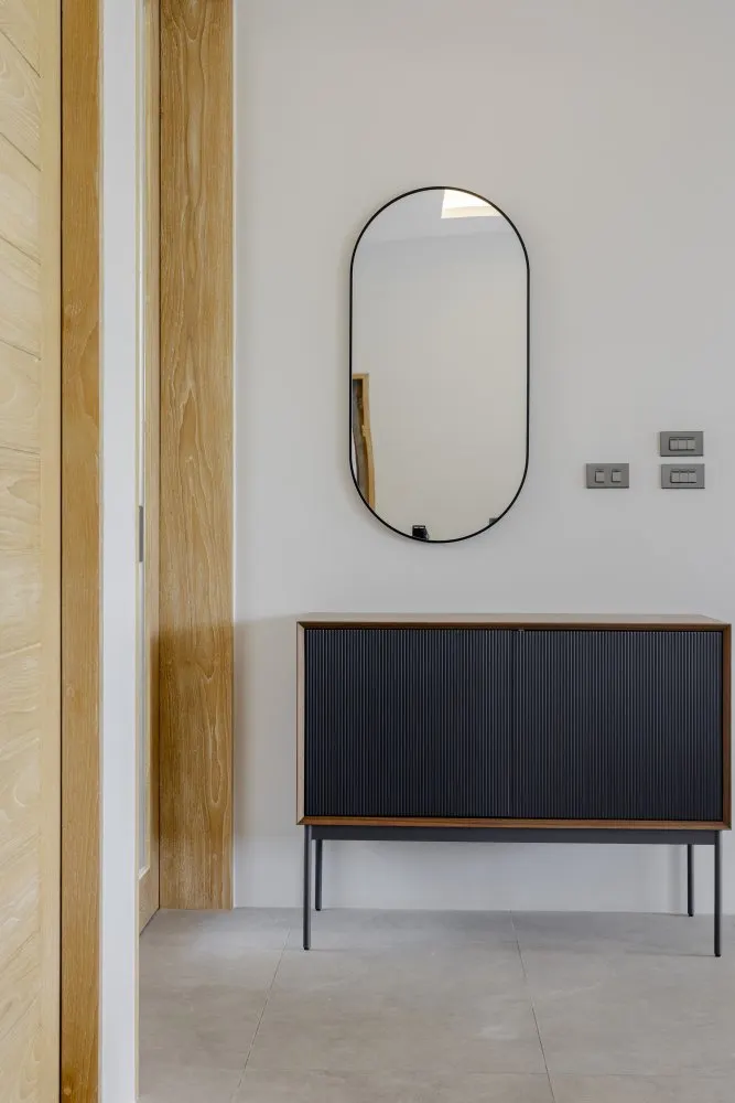 Property image - full photo 13