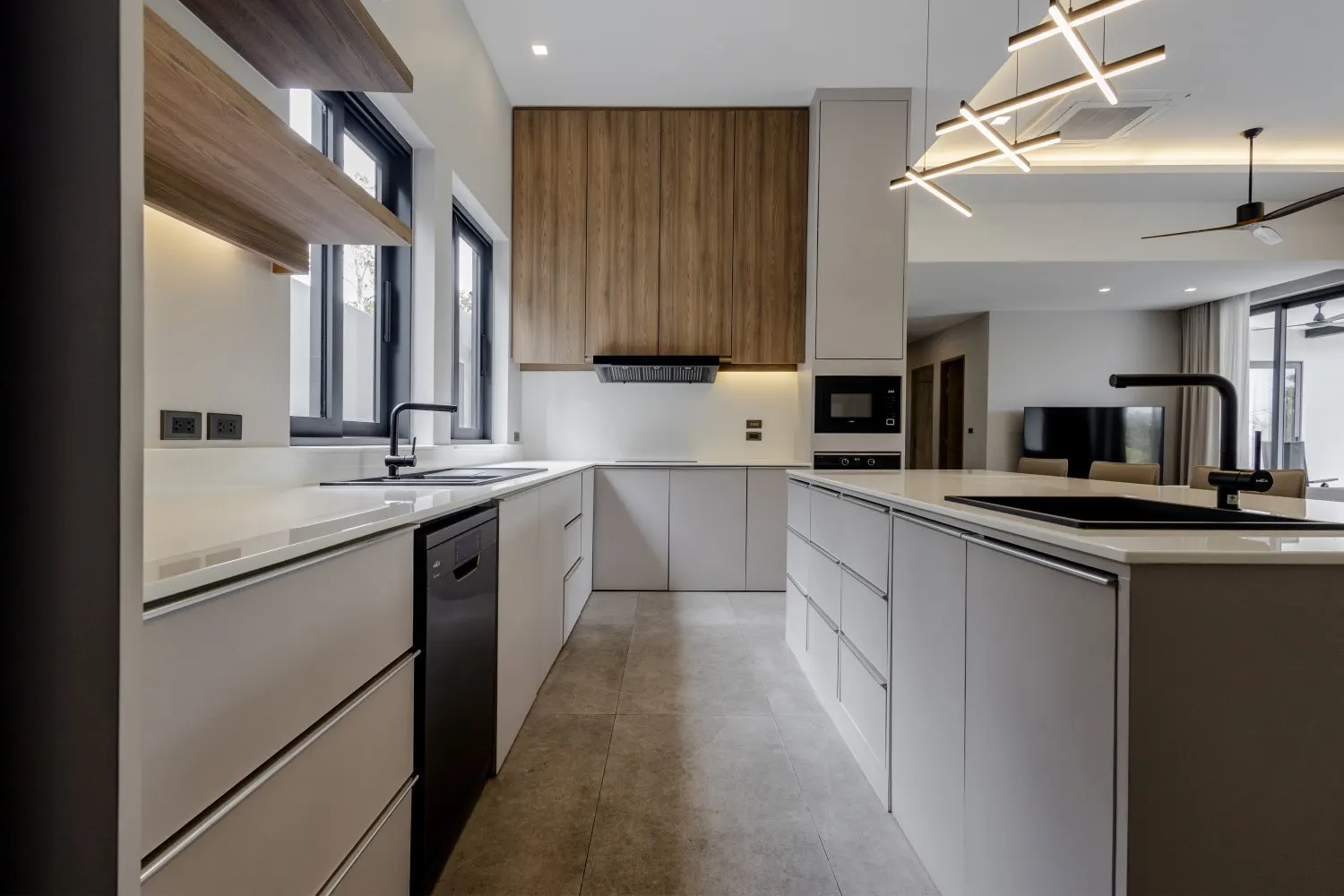 Property image - full photo 6