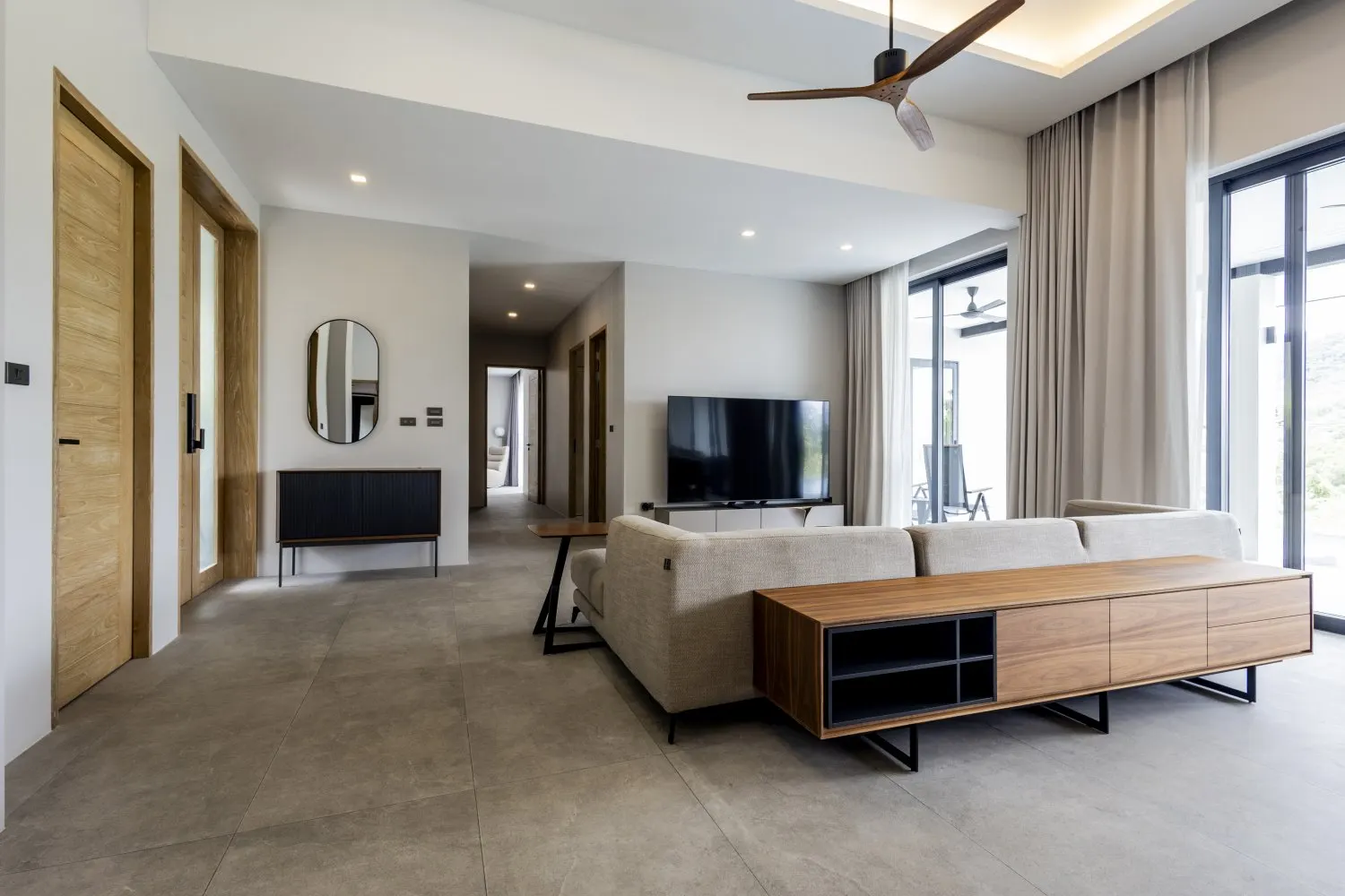 Property image - full photo 12