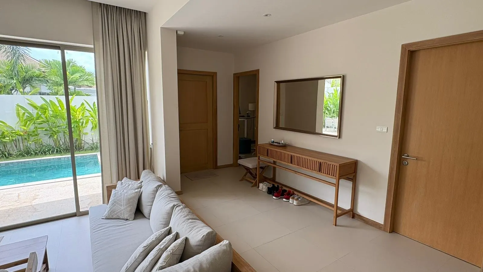 Property image - full photo 6