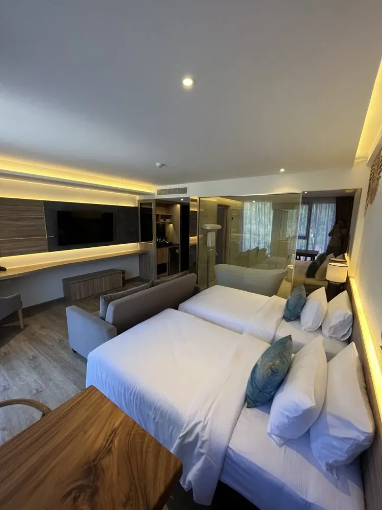 Property image - full photo 8