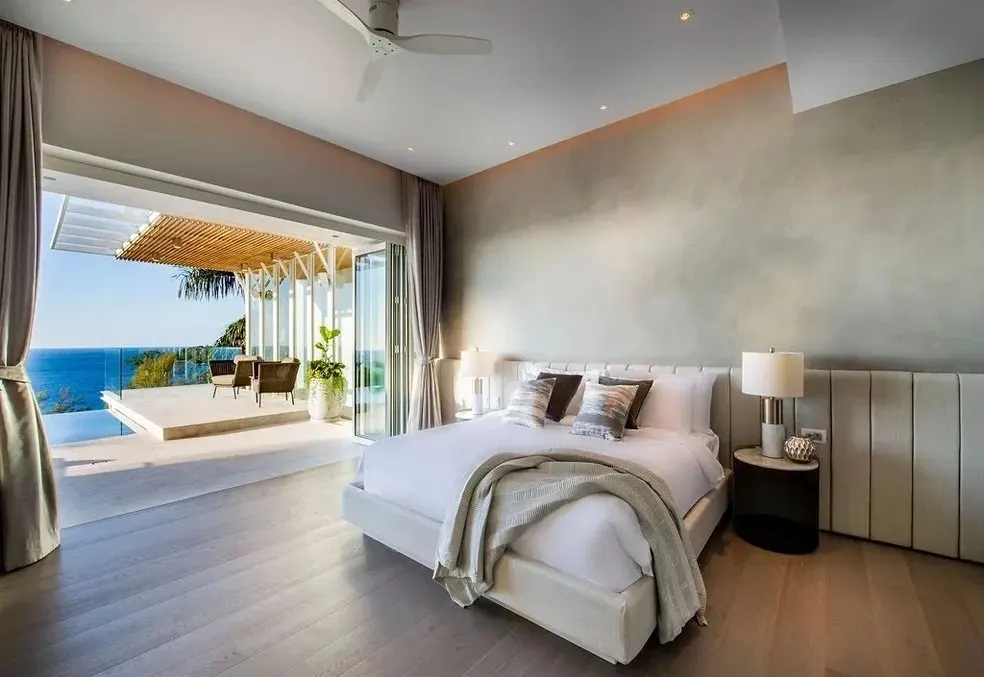 Property image - full photo 15