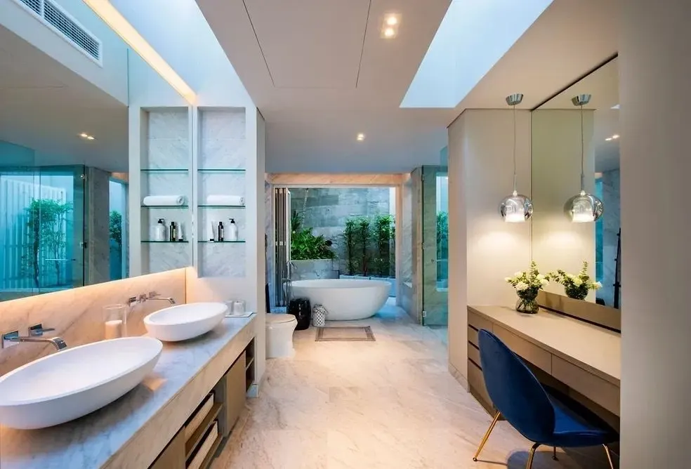 Property image - full photo 14