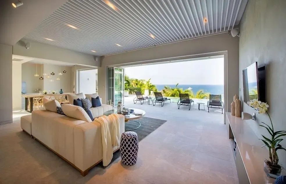Property image - full photo 4