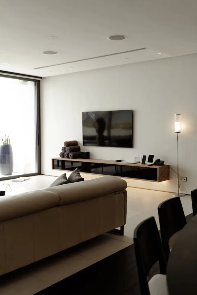Property image - full photo 6