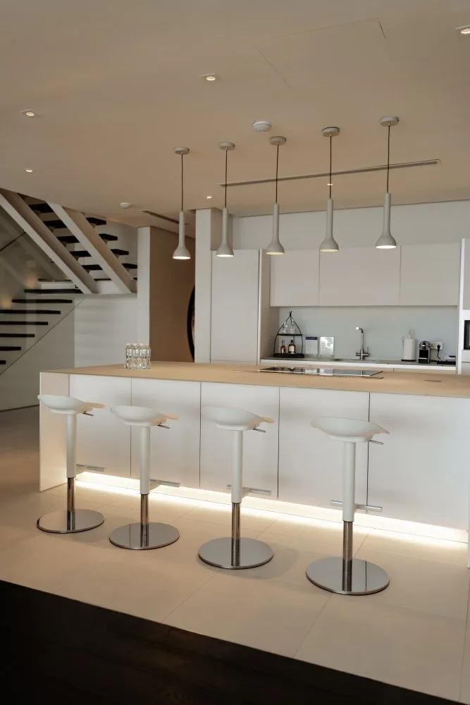 Property image - full photo 4