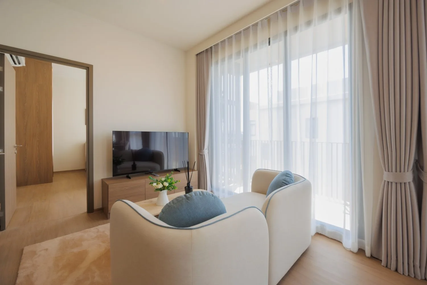 Property image - full photo 7