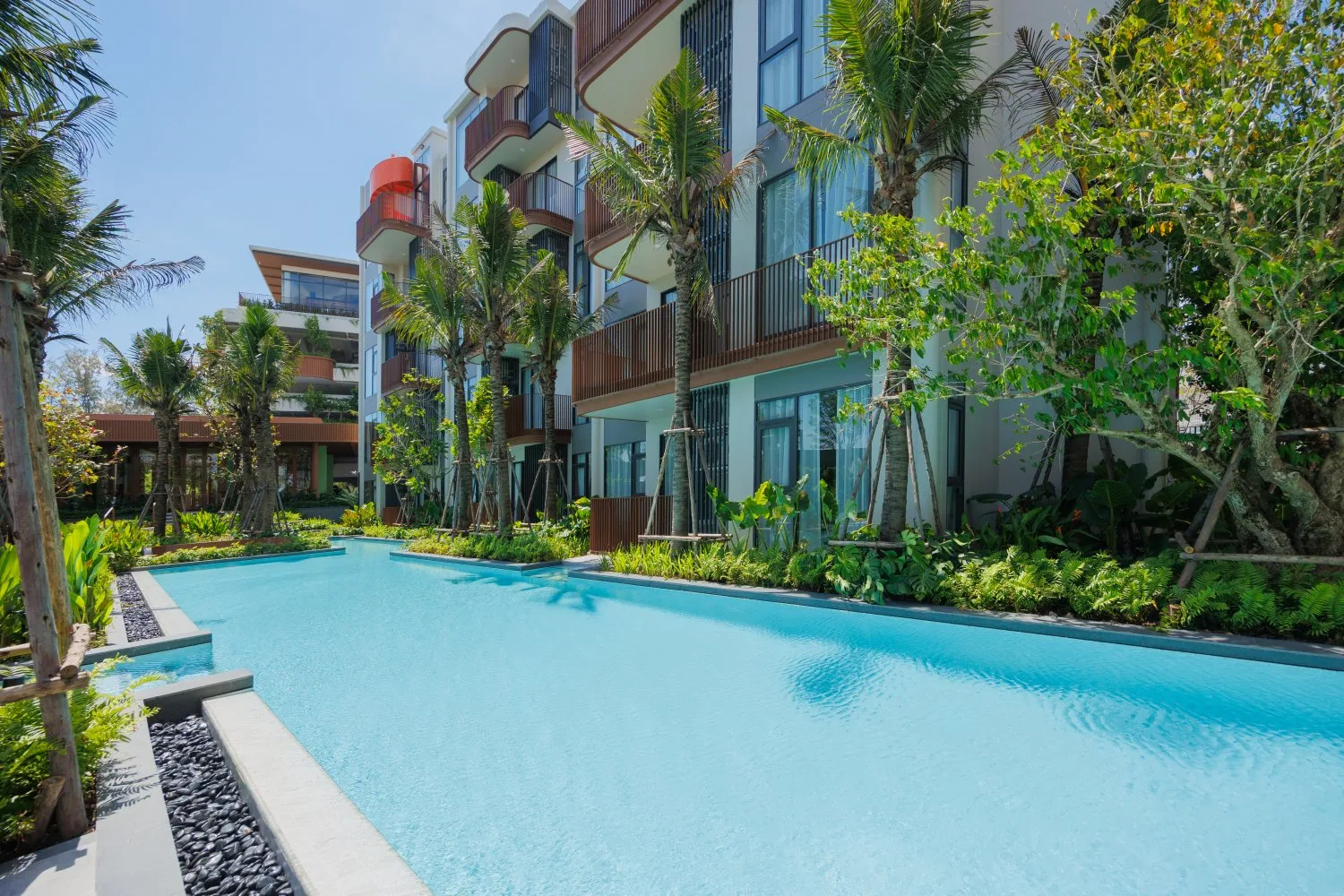 Property image - full photo 3
