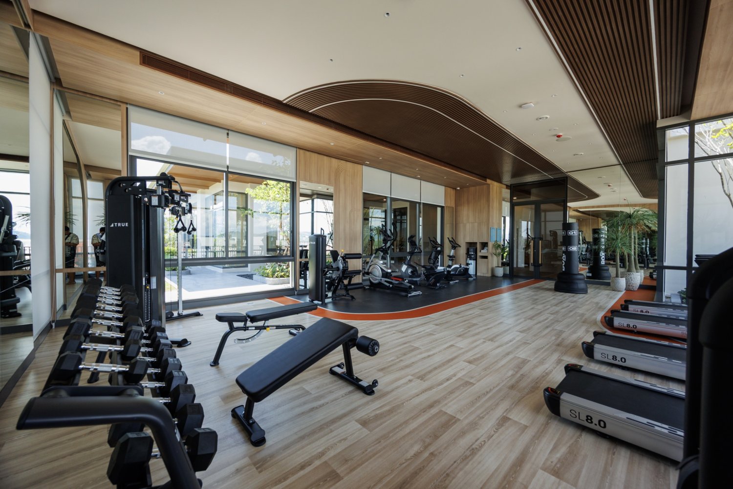 Property image - full photo 7