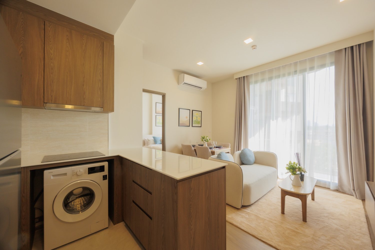 Property image - full photo 32