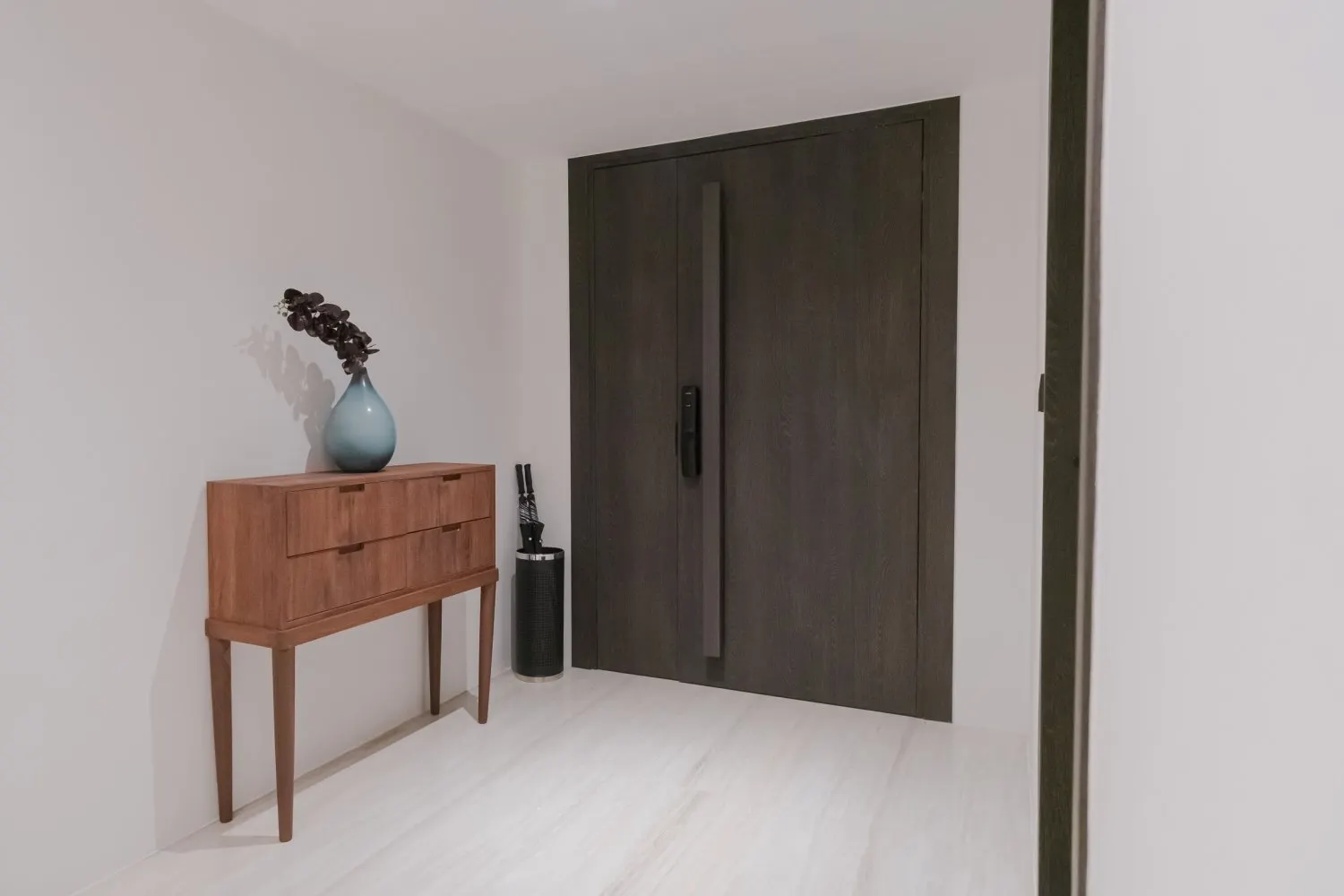 Property image - full photo 9