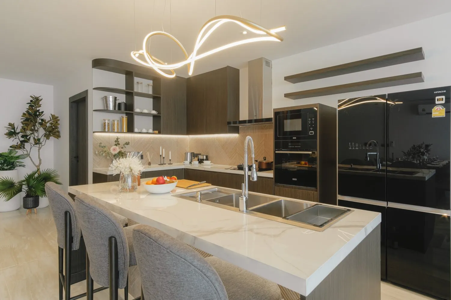Property image - full photo 6