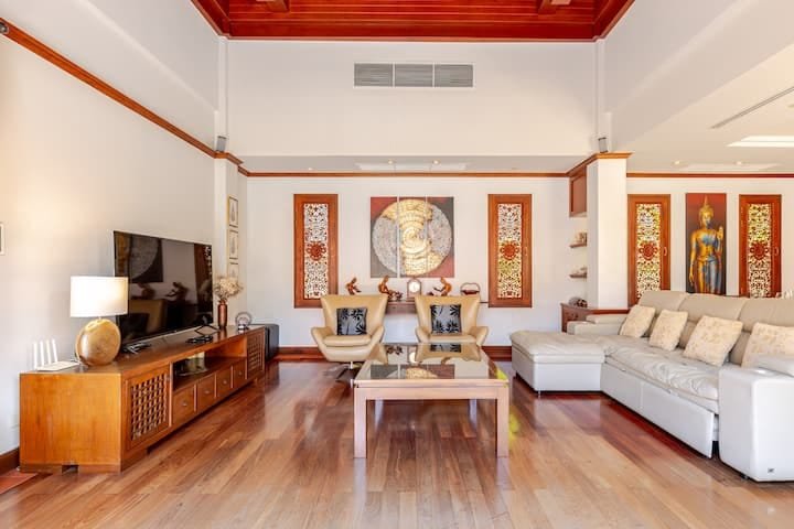 Property image - full photo 4