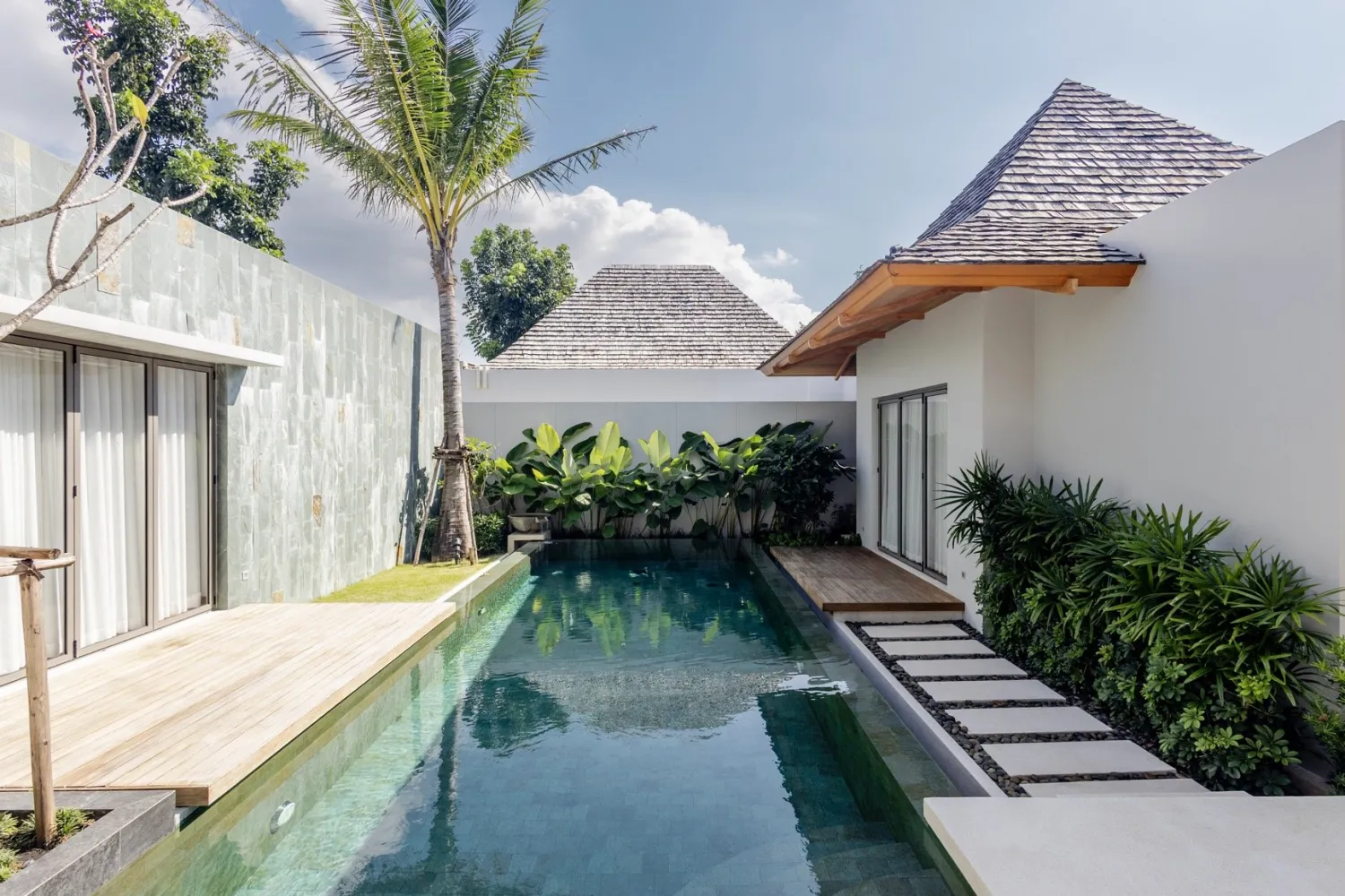 Property image - full photo 52