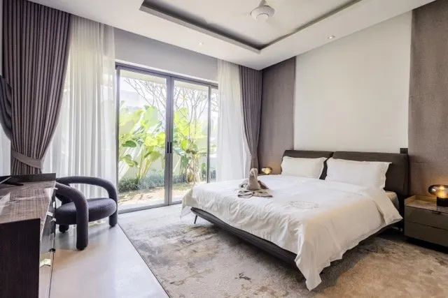 Property image - full photo 43