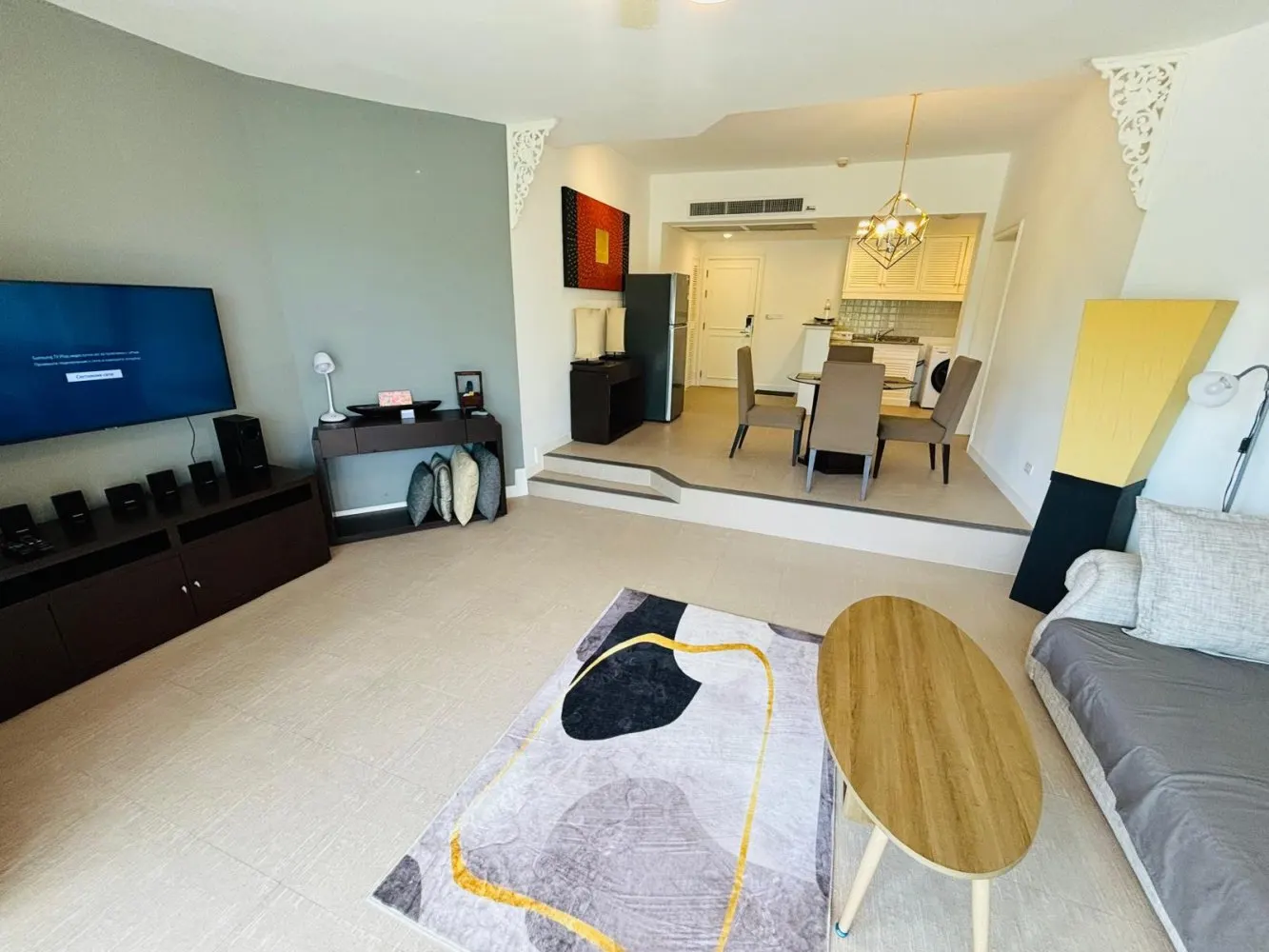 Property image - full photo 2