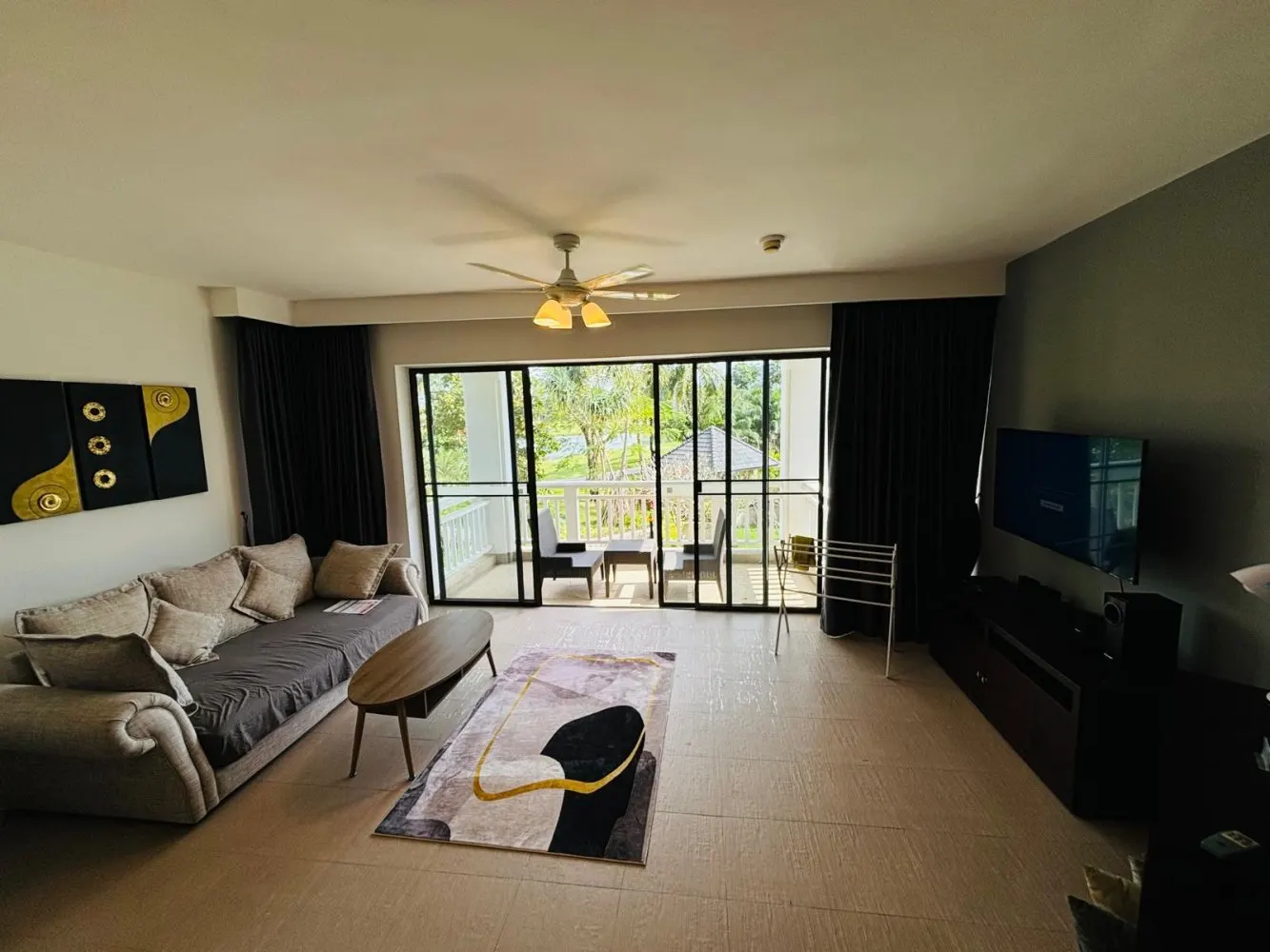 Property image - full photo 6