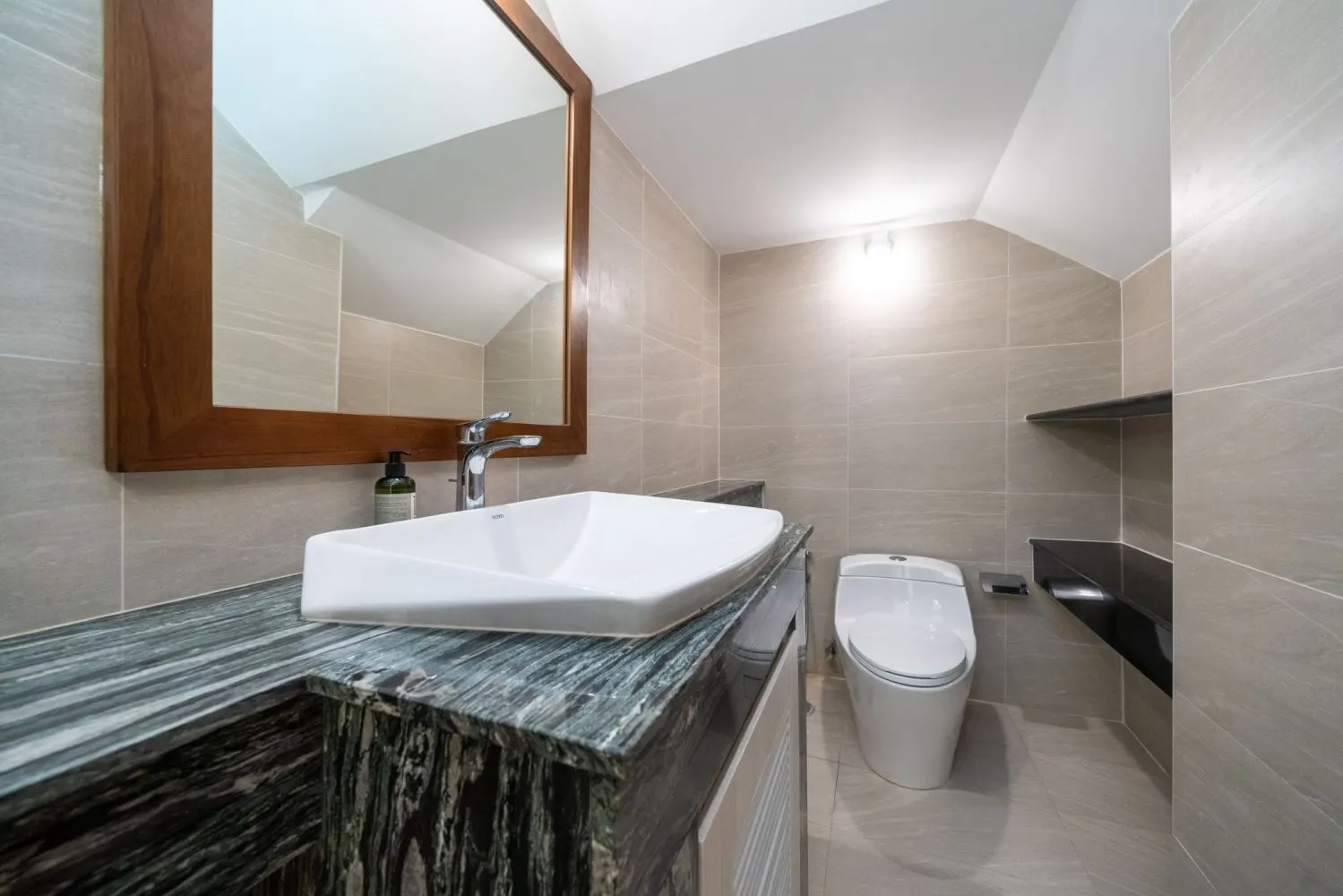Property image - full photo 19