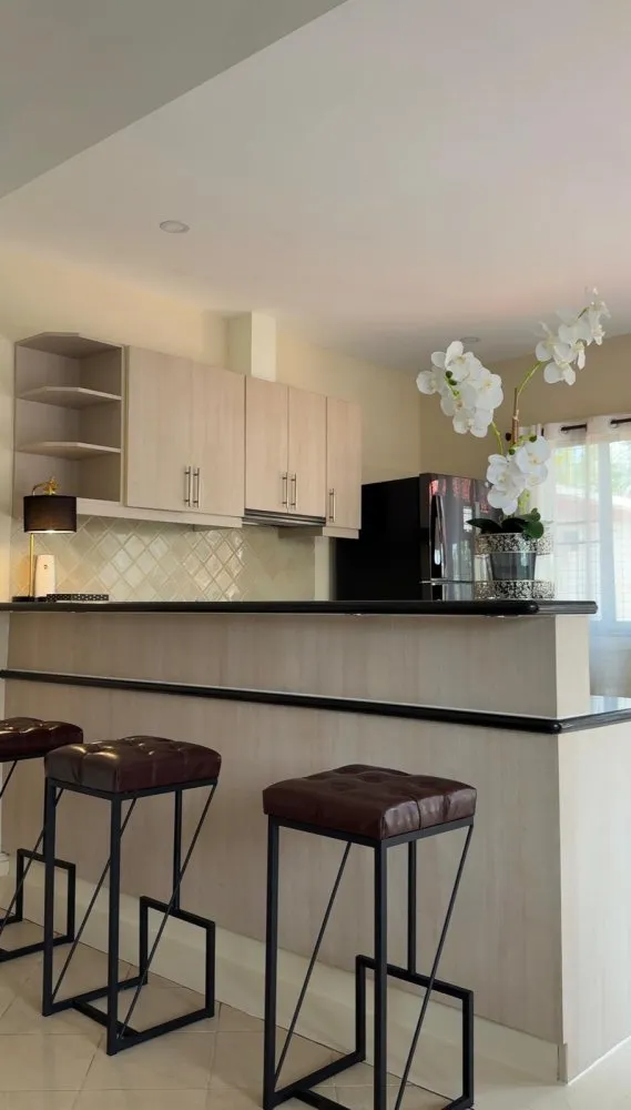 Property image - full photo 5