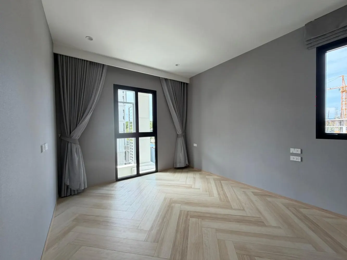 Property image - full photo 7