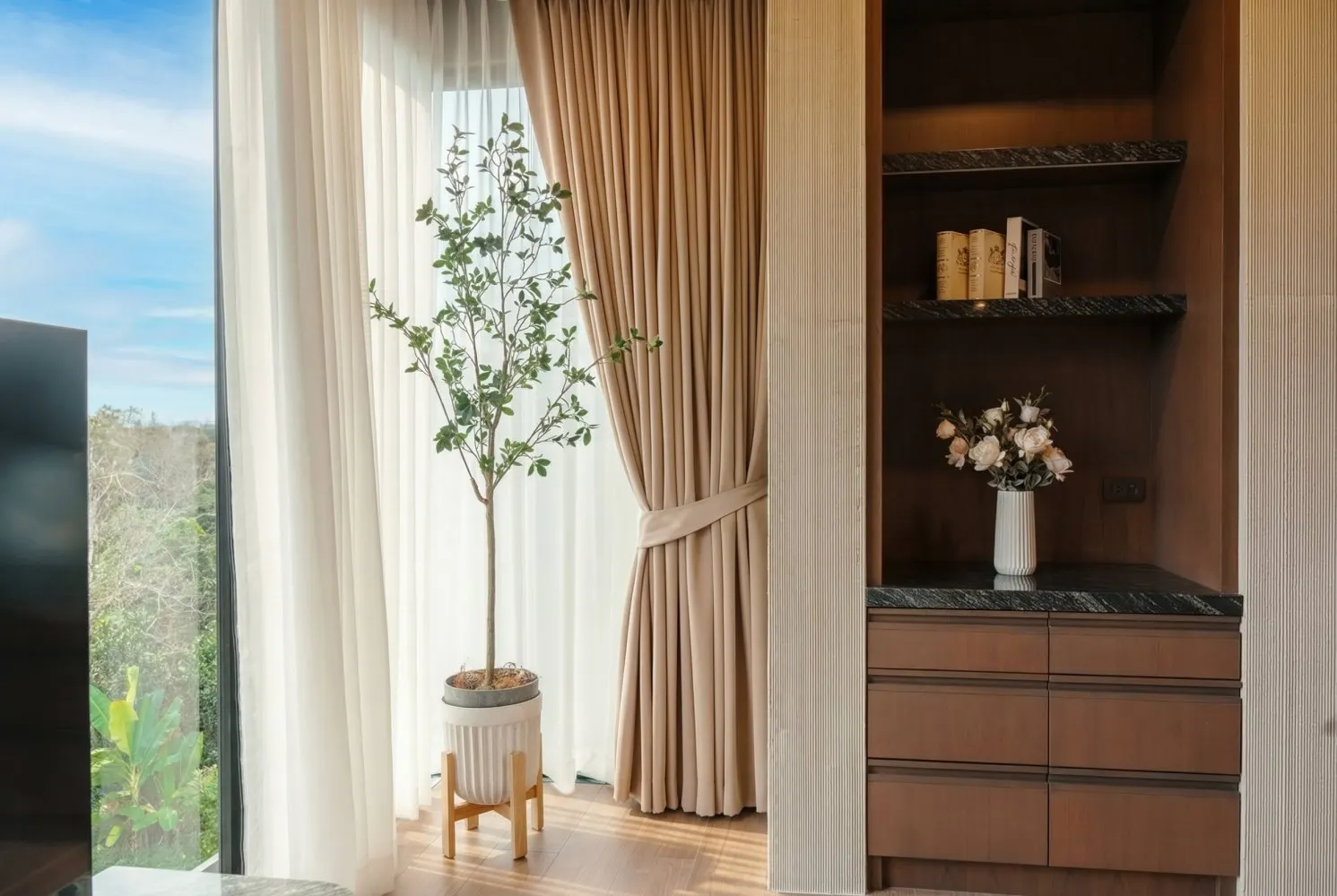 Property image - full photo 20