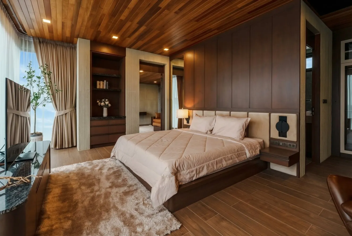 Property image - full photo 16