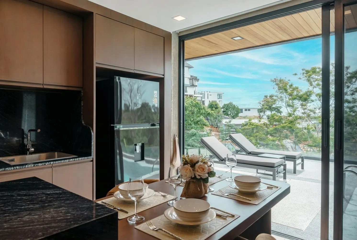 Property image - full photo 5