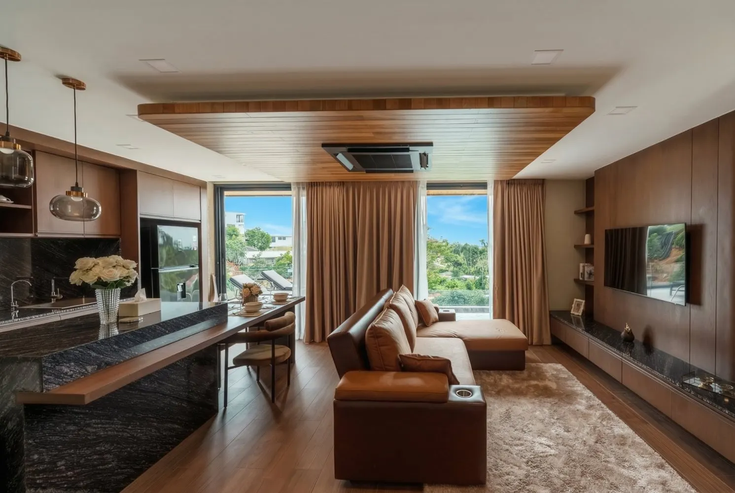 Property image - full photo 6