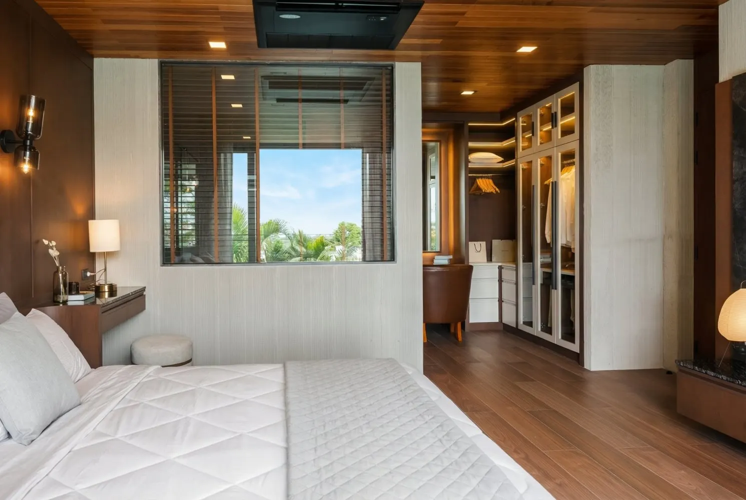 Property image - full photo 23