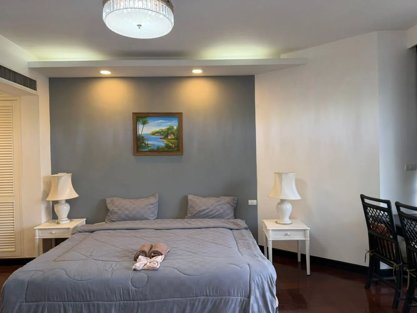 Property image - full photo 5