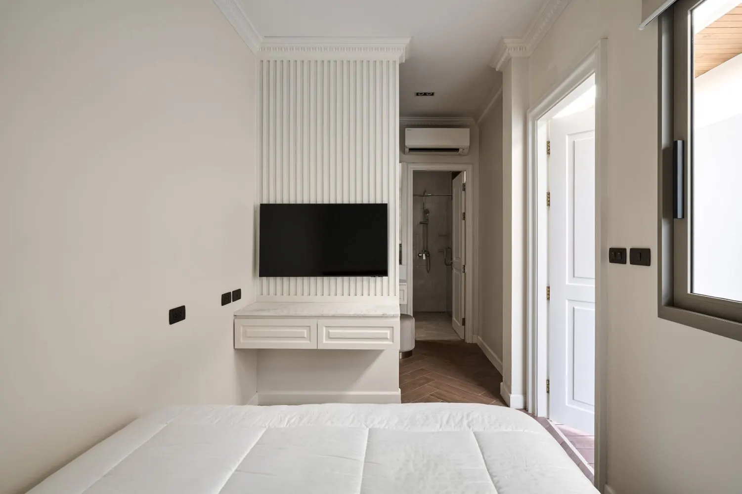 Property image - full photo 13
