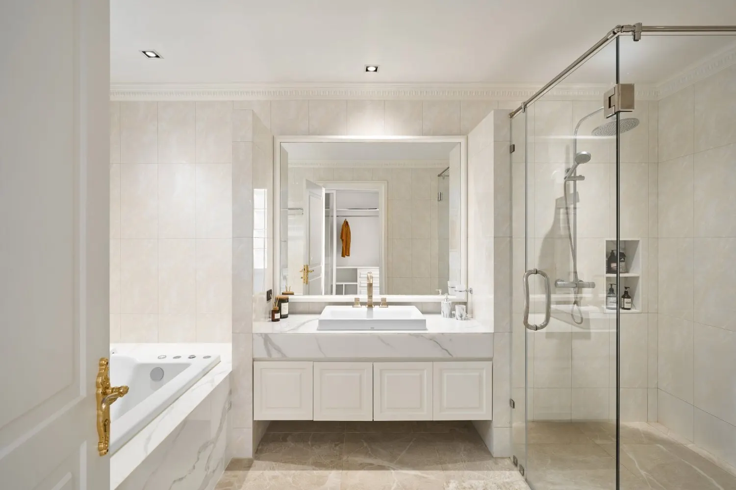Property image - full photo 15
