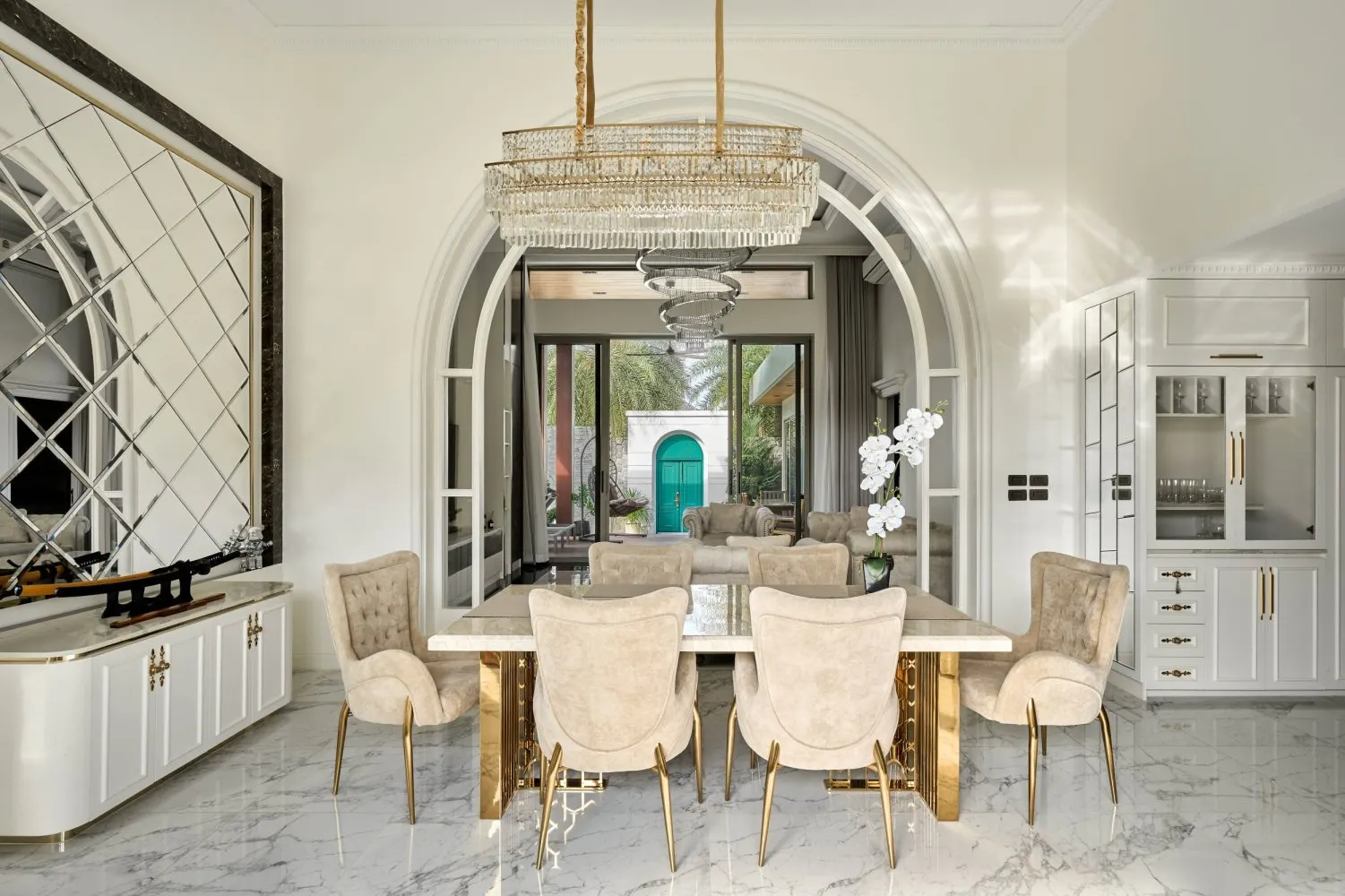 Property image - full photo 3