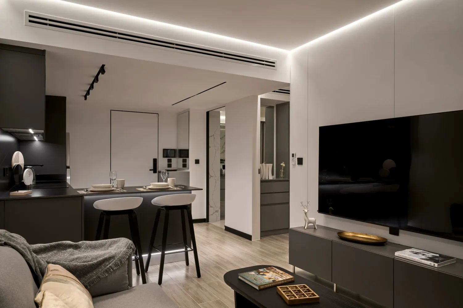 Property image - full photo 12