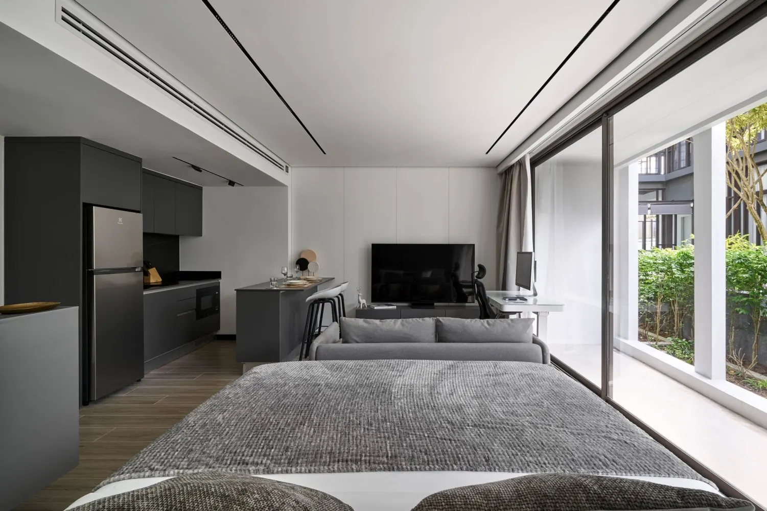 Property image - full photo 5