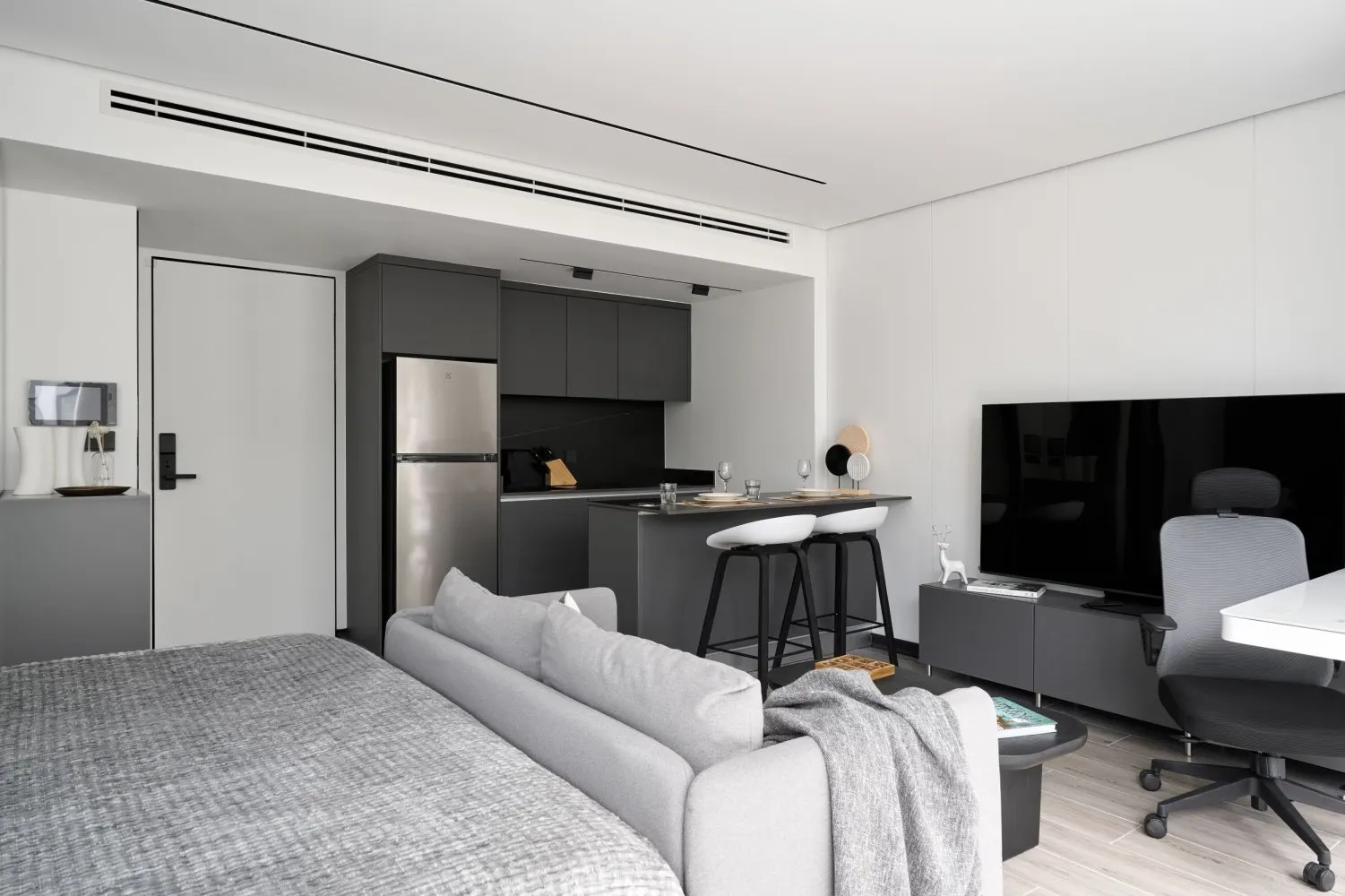Property image - full photo 9