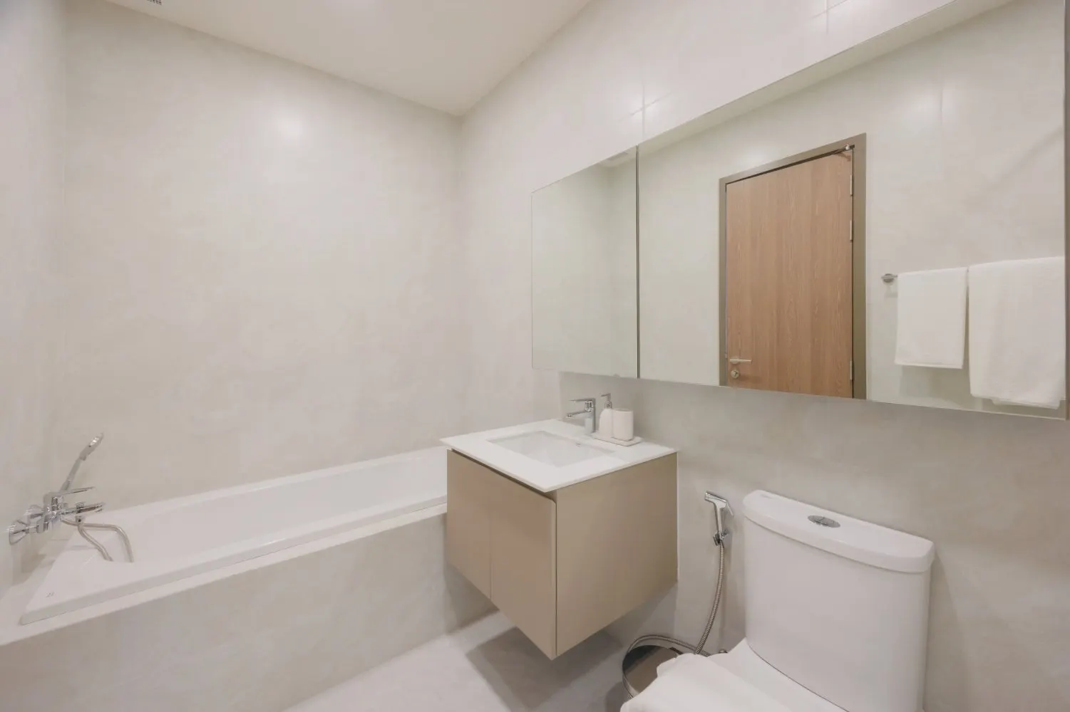 Property image - full photo 26