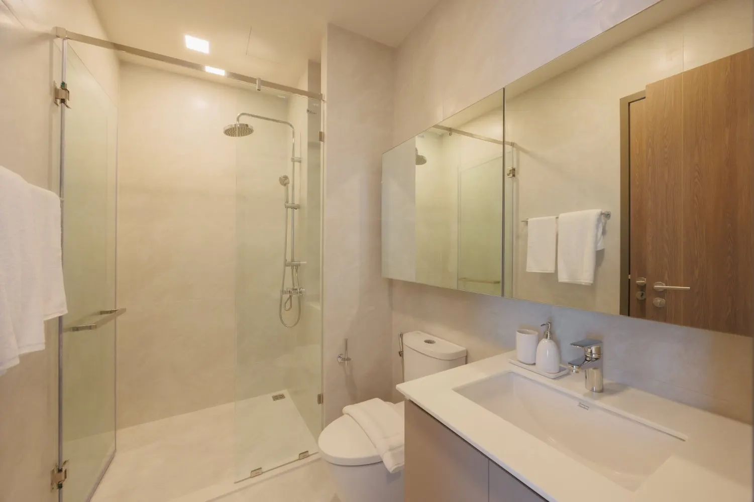 Property image - full photo 27