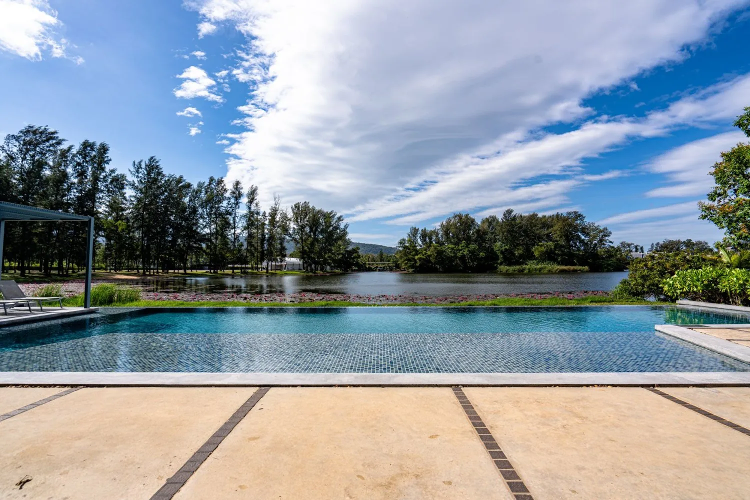 Property image - full photo 28