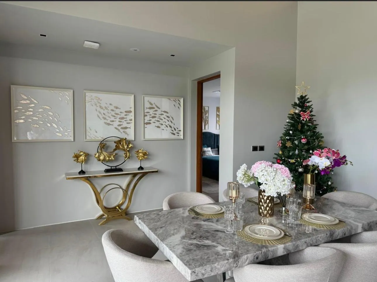 Property image - full photo 3