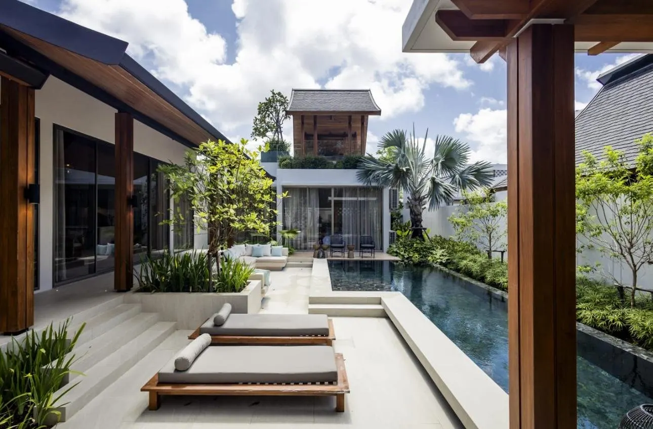 Property image - full photo 2