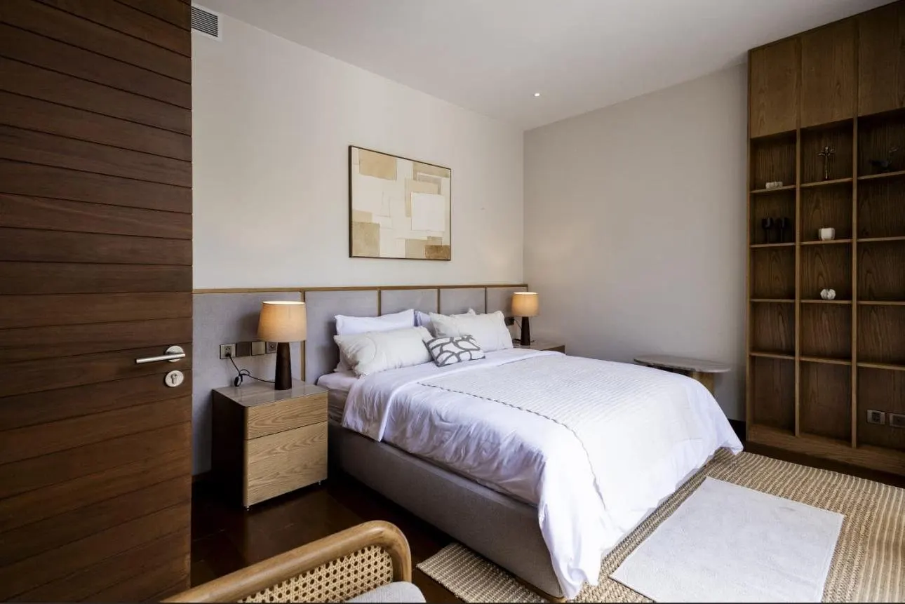 Property image - full photo 16