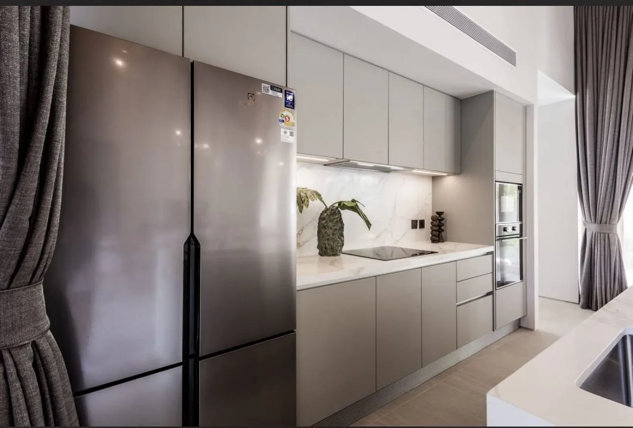 Property image - full photo 10